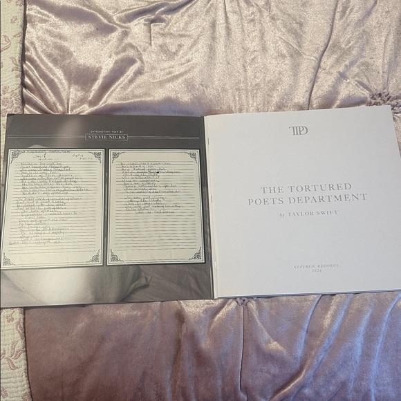 The Tortured Poets Department: The Manuscript White Disc Vinyl - Picture 3 of 6